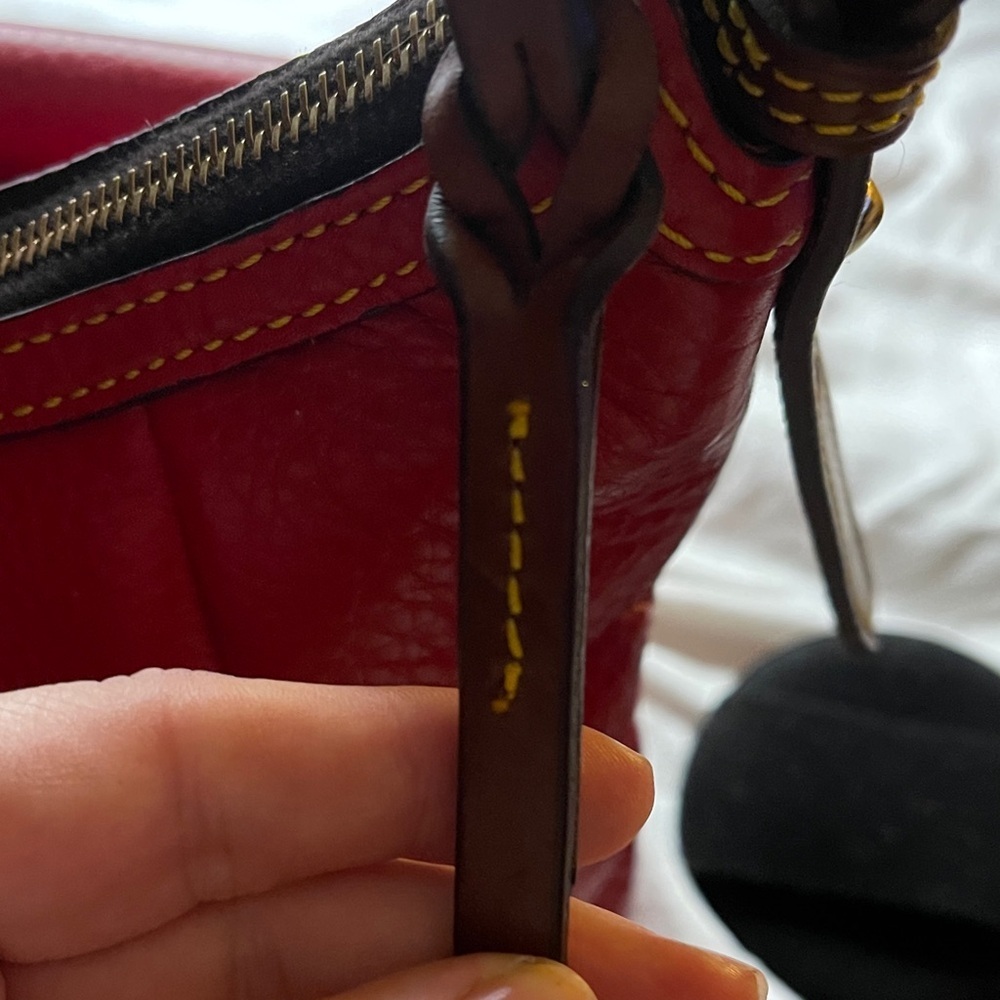 Dooney & Bourke Red Leather Shoulder Bag with Brown Accents Beautiful Dooney BIG - Picture 11 of 13